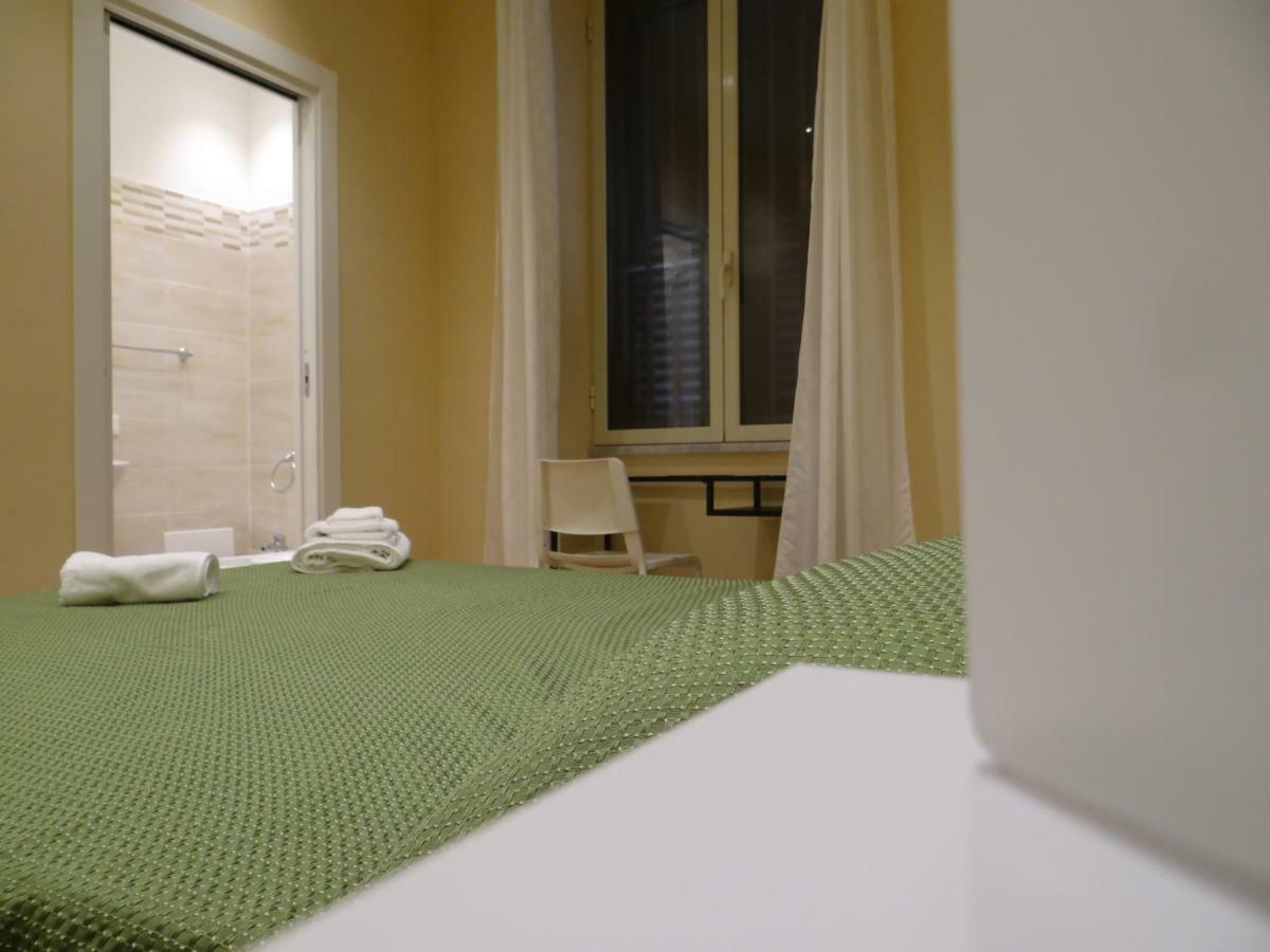 Montecarlo Palace Bed & Breakfast ปาแลร์โม ภายนอก รูปภาพ