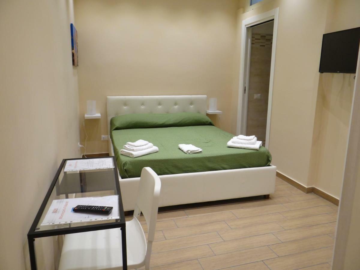 Montecarlo Palace Bed & Breakfast ปาแลร์โม ภายนอก รูปภาพ