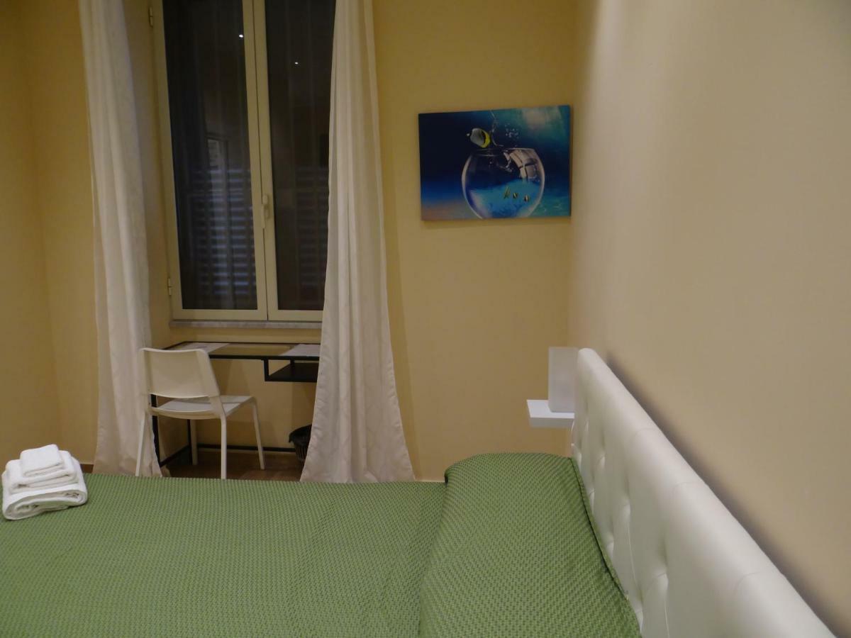 Montecarlo Palace Bed & Breakfast ปาแลร์โม ภายนอก รูปภาพ
